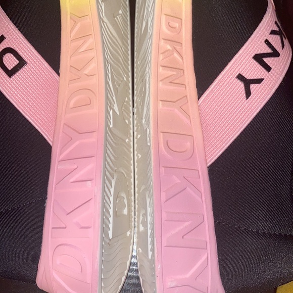 NWT DKNY Allie Stretch black with pink & yellow youth size 6; women’s size 8 - Picture 7 of 8